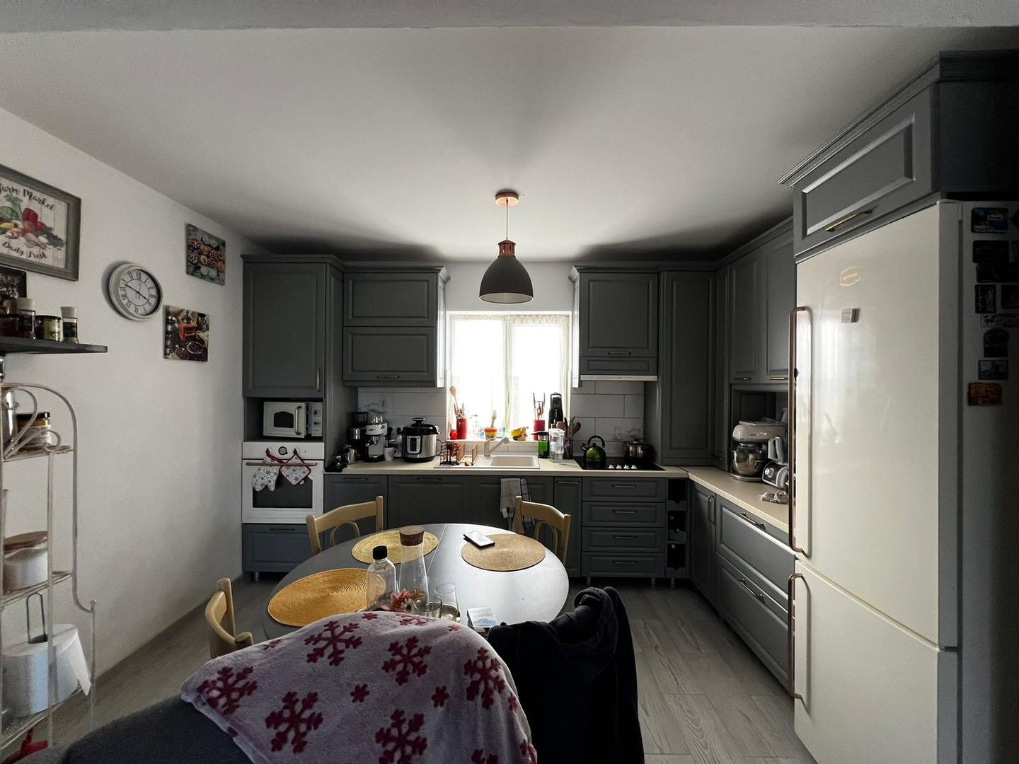 Casa de vanzare , mobilata si utilata, Sanandrei. - Poză 7