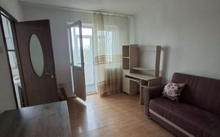 Garsonieră în bloc de apartamente - Poză 1