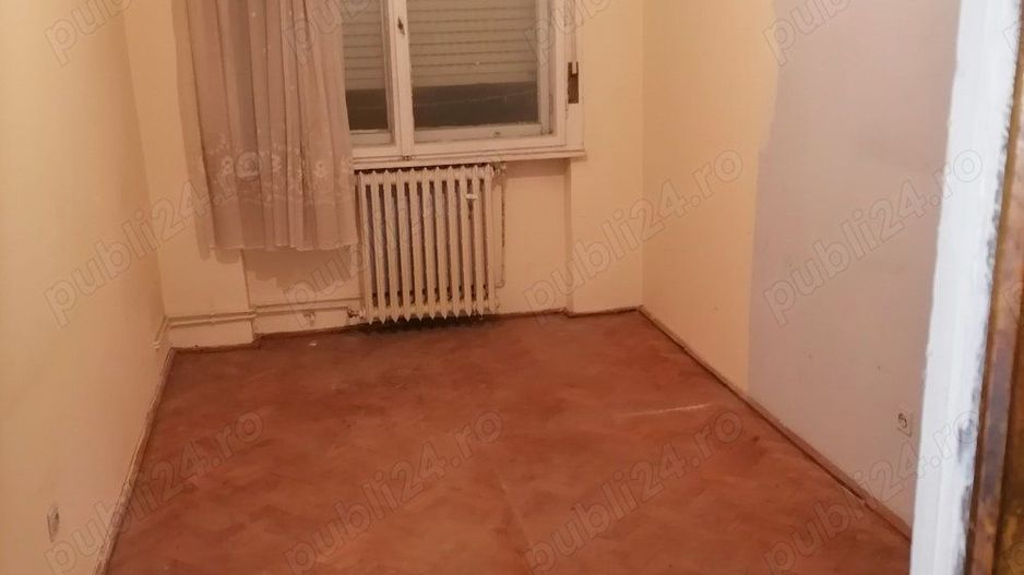 BRASADAS vinde apt 4 camere etaj 4/4 in centru. - Poză 5