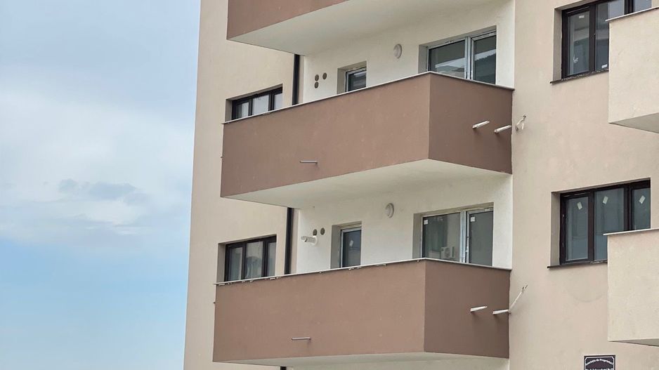 Apartament NOU 3 camere - Loc de parcare si boxa inclusa in pret - Poză 6