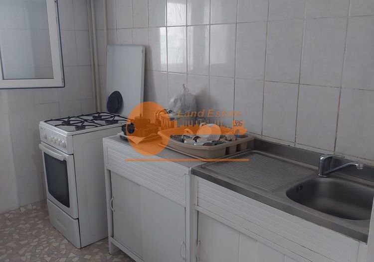 Apartament cu 3 camere in zona Rahova - Poză 6