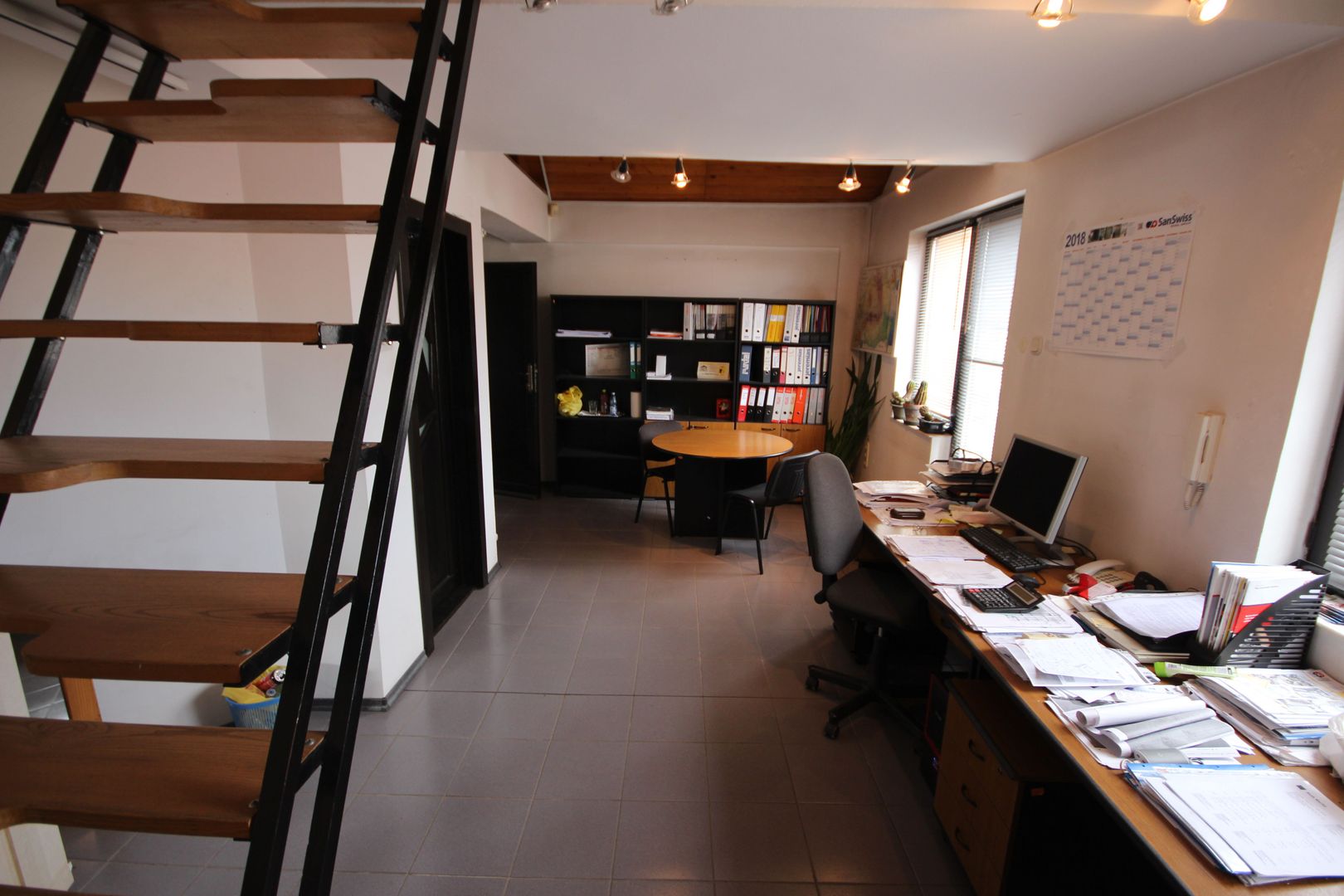 Imobil cu destinatie mixta - Poză 9