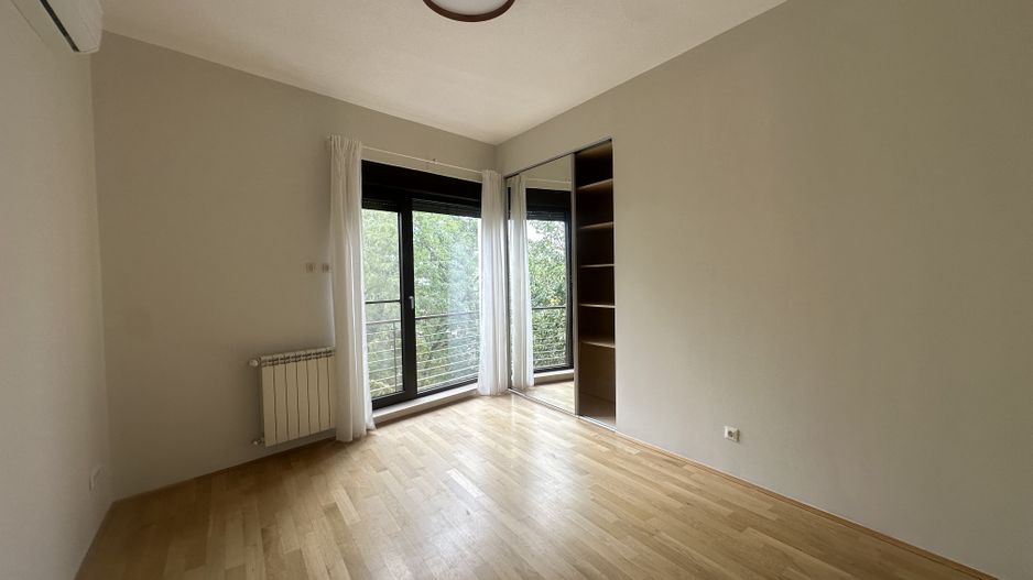 Nou  4 camere  de inchiriat Primaverii - Poză 6