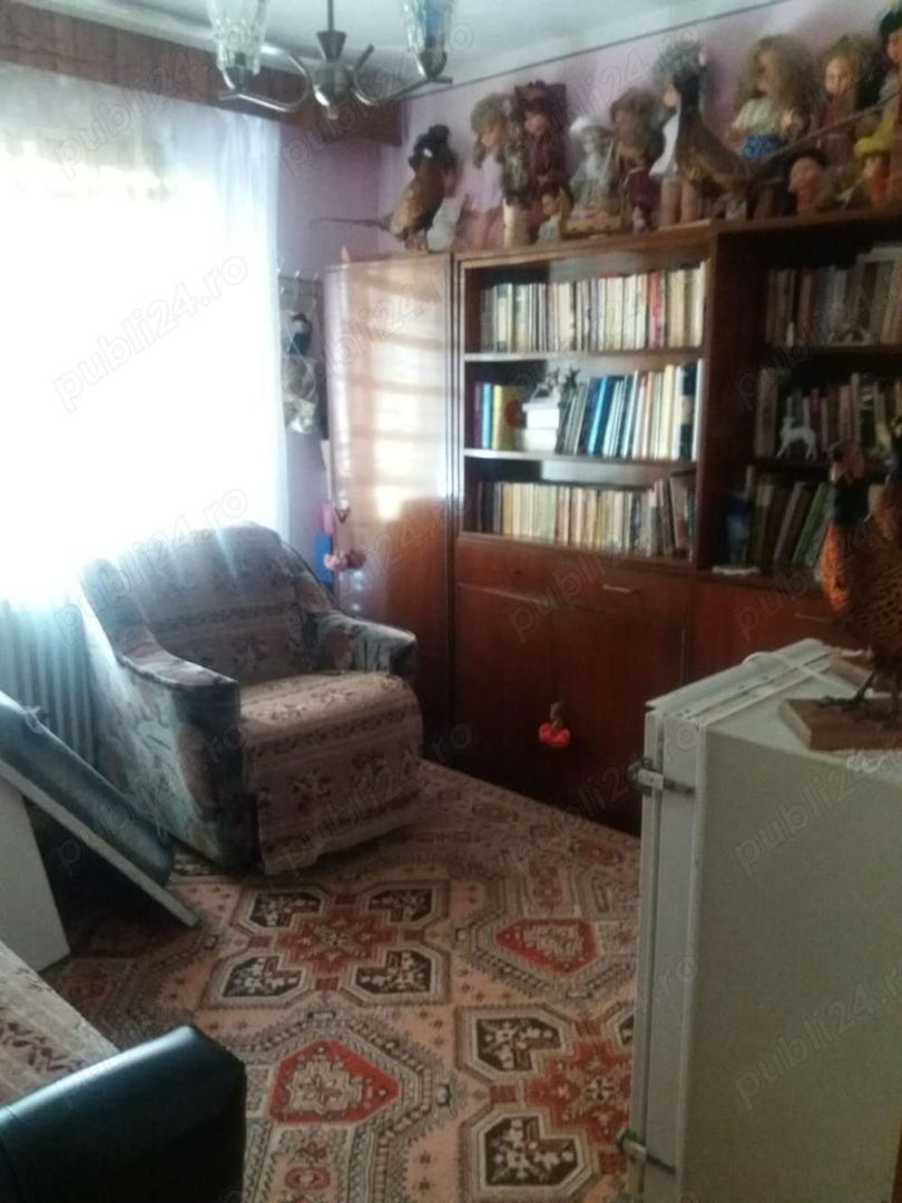 Apartament 4 camere de vanzare - Poză 8