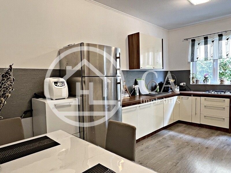 Casa de vanzare cu 3 camere in zona Gheorghe Doja, Oradea - Poză 3