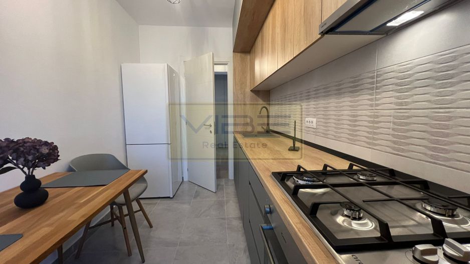 Apartament 2 camere premium + parcare Conest - Poză 5