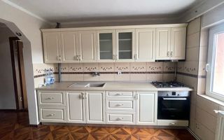 Apartament 3 camere | Etaj 4 | Micro 16 - Poză 1