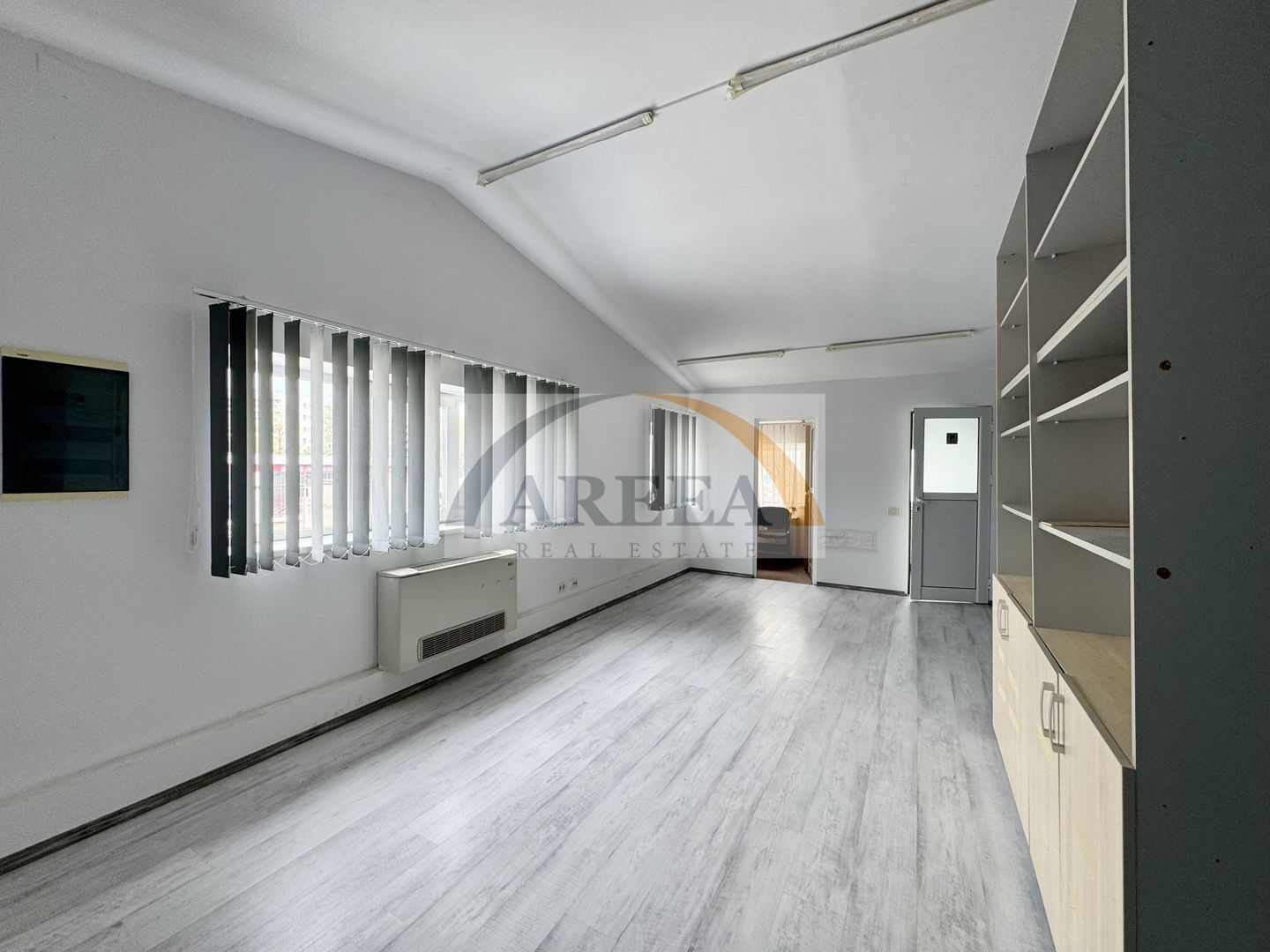 Depozit-Hala-Productie 744mp+366 Birouri-Acces tir - Poză 11