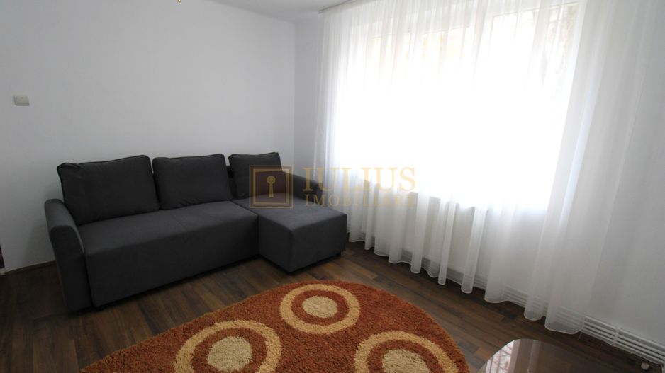 Piata 700; centrala proprie, la prima inchiriere dupa renovare. - Poză 9