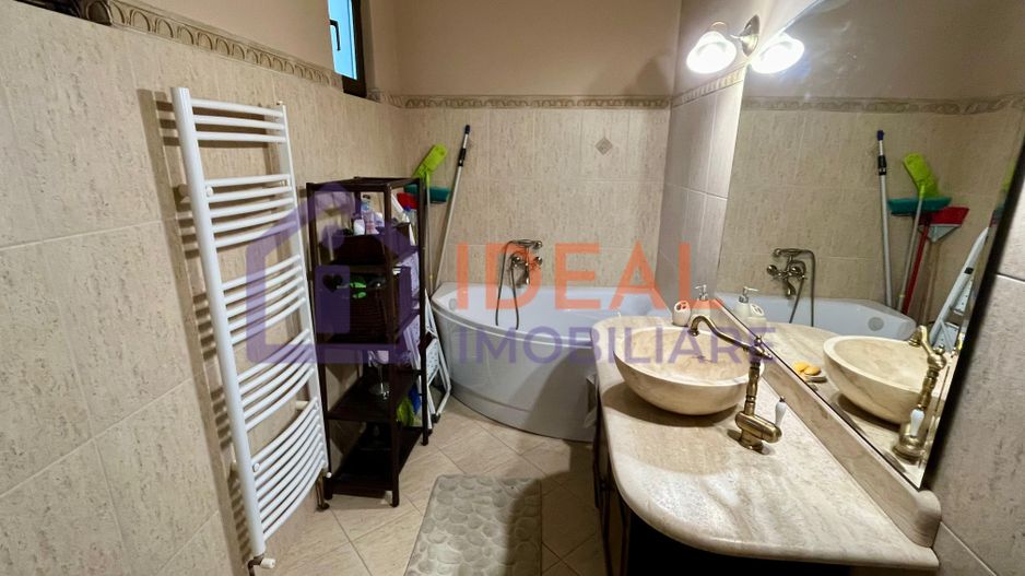 Apartament 2 camere spațios și luminos de vânzare – zonă ultracentrală - Poză 11