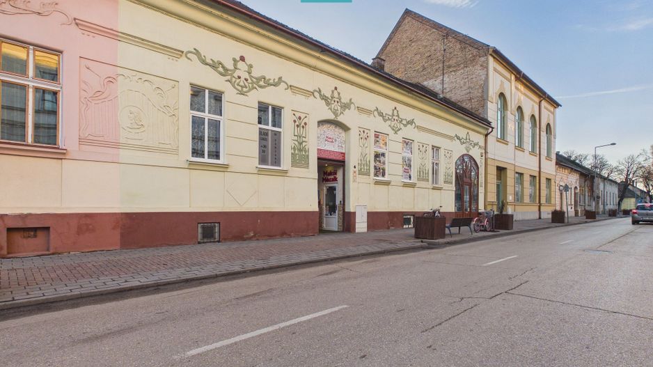 Apartament ultracentral cu 2 camere în Mako - Poză 3