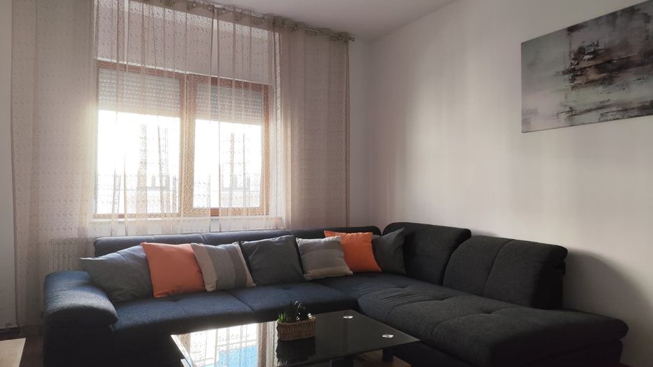 Inchiriere 2 camere Premium, Pietonala Republicii, Oradea - Poză 4