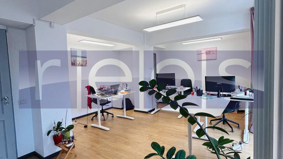 VANZARE | VILA DEOSEBITĂ | ZONA PARC CIRCULUI BARBU VACARESCU | 450MP - Poză 12