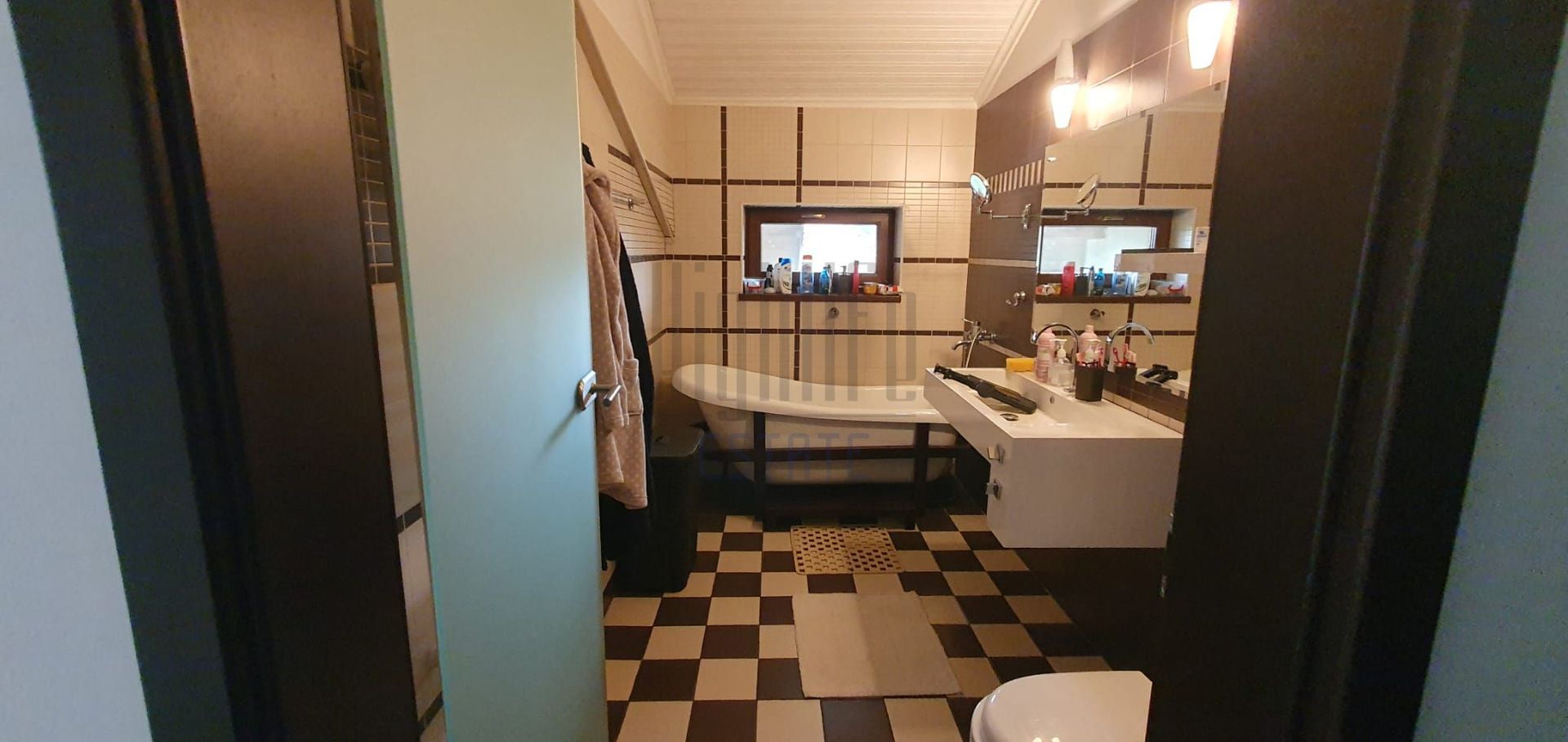 Casă de vânzare Tâncăbești, - Poză 9