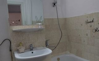 Parcul Trandafirilor, garsoniera in bloc de apartamente, loc parcare - Poză 10