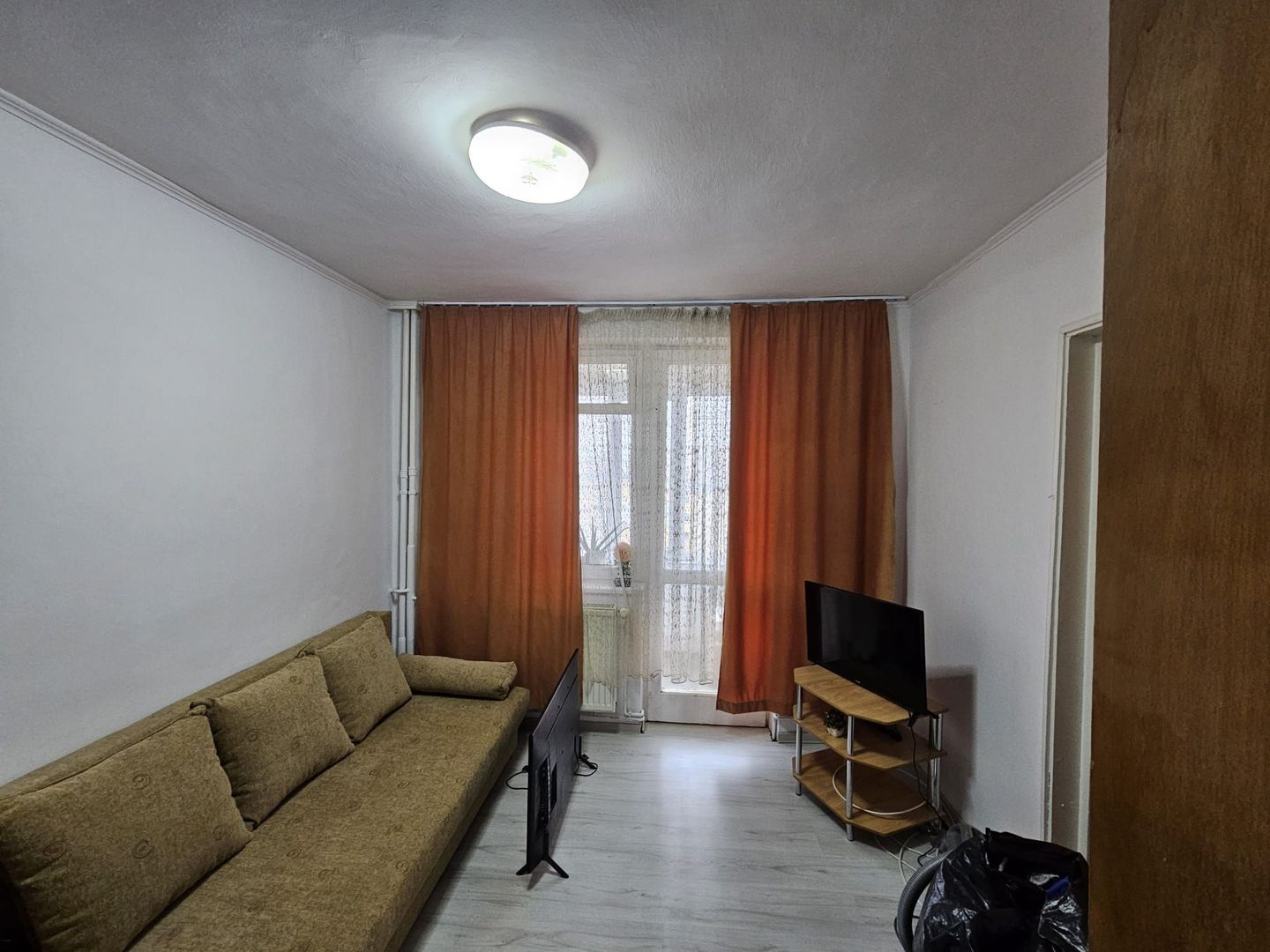 Apartament 3 camere, confort 1,  zona Craiovei – liceul Odobescu - Poză 4