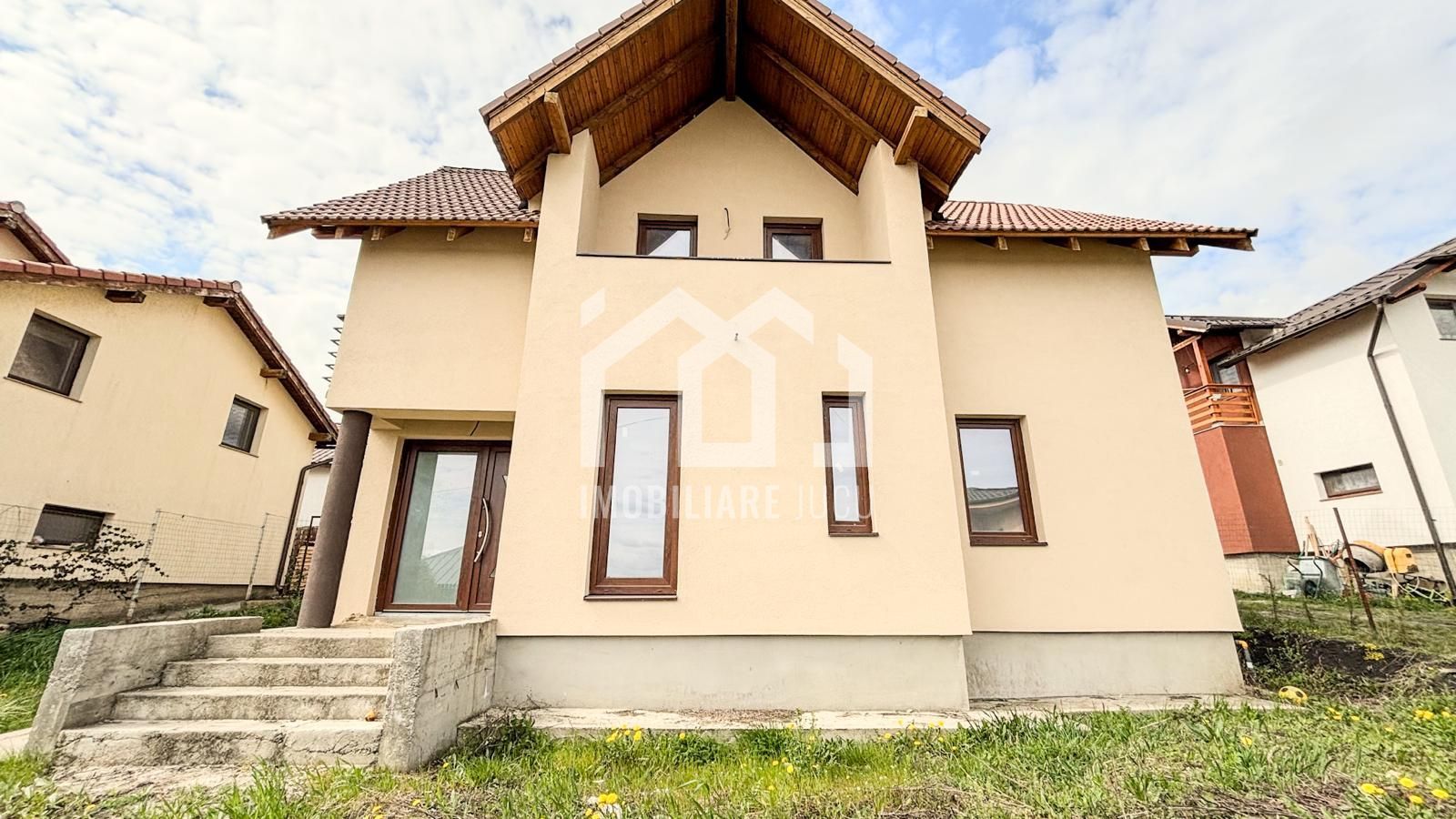 Casa individuala 4 camere, 120mp, Teren 300mp, Campenesti - Poză 1