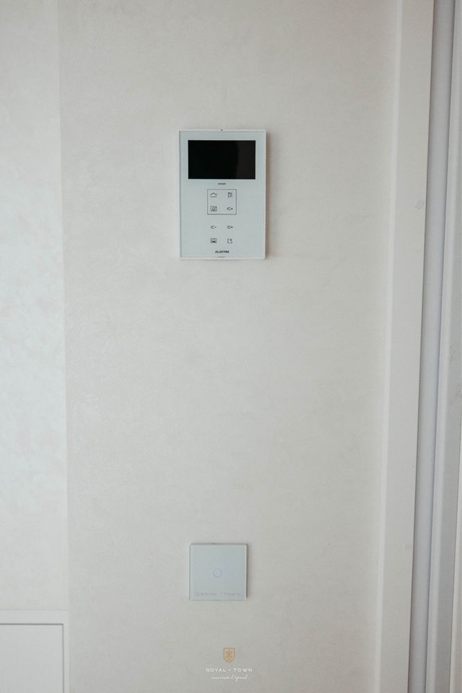 Apartament exceptional 2 camere etaj 7/8 Royal Town 131.200euro - Poză 5