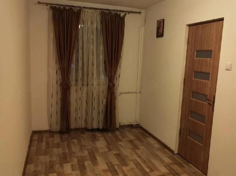 Apartament 2 camere- Craiovita Noua, zona Fortuna - Poză 2