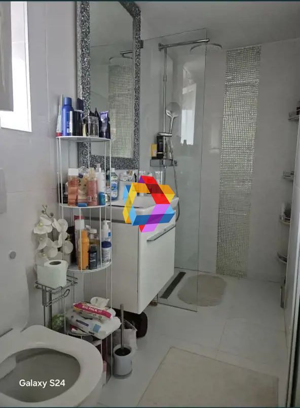 Casă cu 5 camere 130 mp - doua ap. separate,  zona Racadau - Poză 9