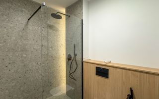 Apartament cu 2 camere, zona Str Eroilor - Poză 17