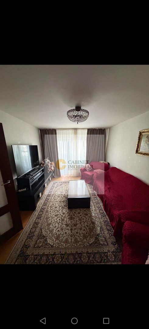 3 camere - 70MP | Decomandat | 2 Balcoane | Crangasi - Poză 3