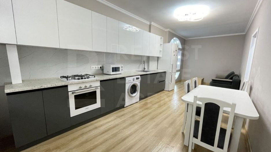 Chirie, apartamnet, 3 camere, str. Avram Iancu, Centru - Poză 3