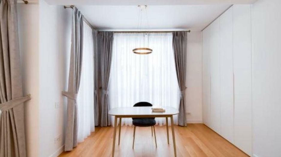 Apartament spatios de vanzare | Herastrau 2 camere + logie - Poză 9