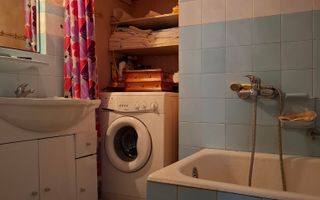 Casa single, in Cisnadie - zona centrala (aproape de Spital) - Poză 9