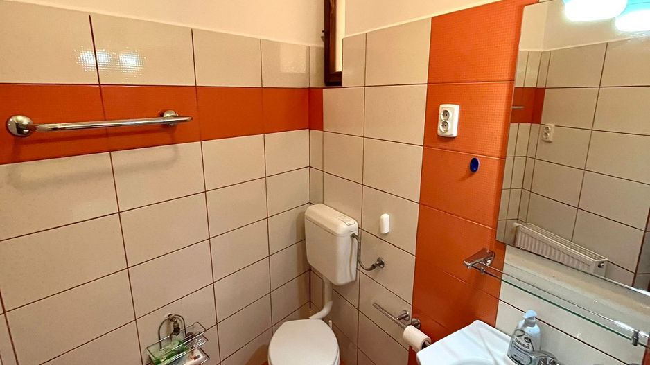 ageuropa.ro vinde ap cam 96mp la etajul unu⁸ - Poză 14