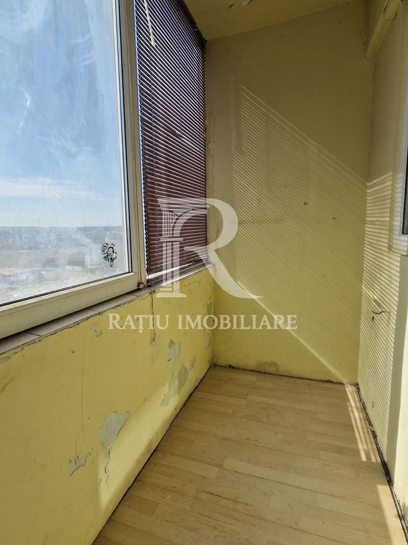Apartament cu 3 camere de vanzare | Zona Nufarul | Oradea - Poză 6