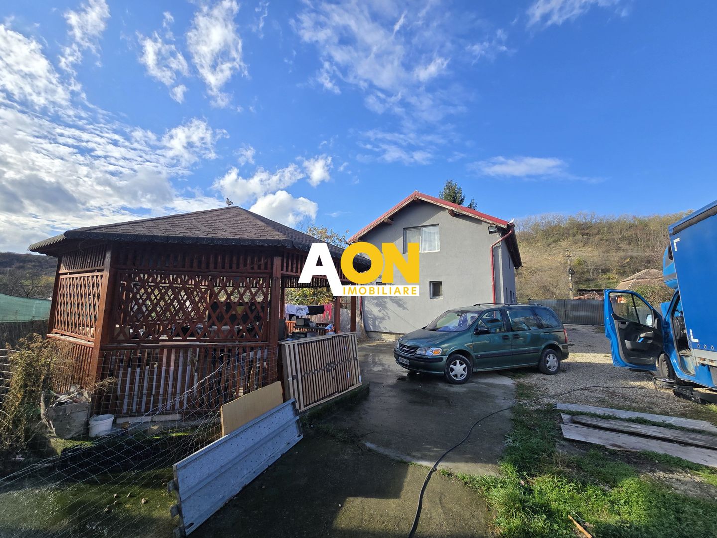 Casa Individuala 4 Camere, 3 bai, 550mp Teren - Poză 2