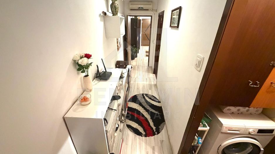 3 camere semidecomandat etaj 3 mobilat utilat - Valea Rosie - 69mp - Poză 9