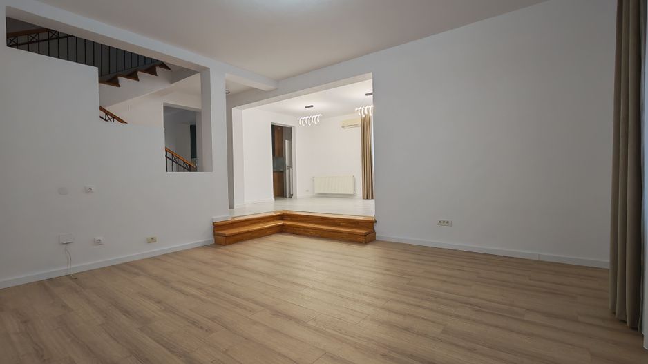 Vilă duplex Pipera, grădină, parcare - Poză 2