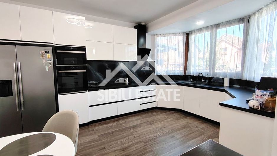 Casa Sibiu complet dotata, imobil ca nou - Poză 5