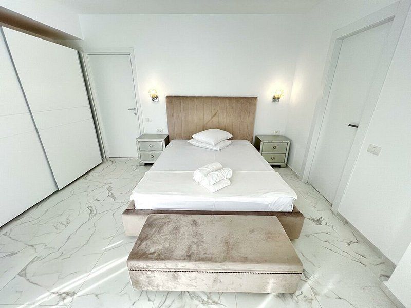 Apartament 3 camere, Luxury Residence – Mamaia, 2 dormitoare, 2 băi - Poză 18