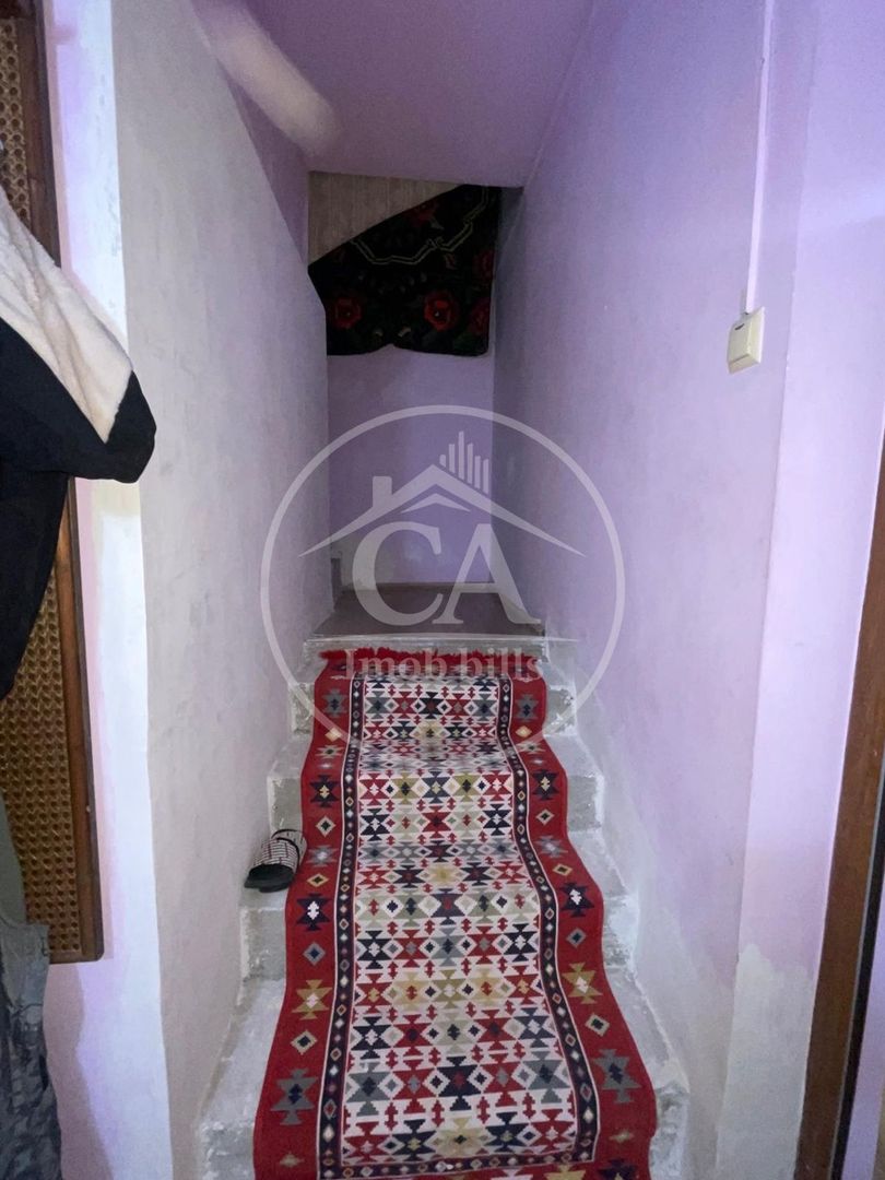 Casa de vânzare cu 7 camere in zona Nufarul, Oradea - Poză 15