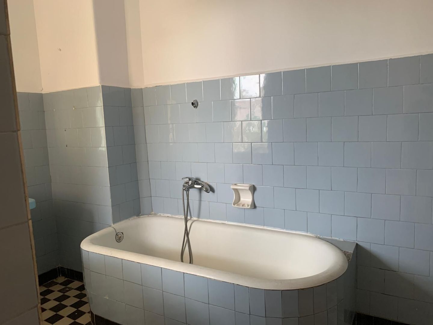 Casa P+E de 7 camere, SU=240 mp  in  Balcescu - Poză 5