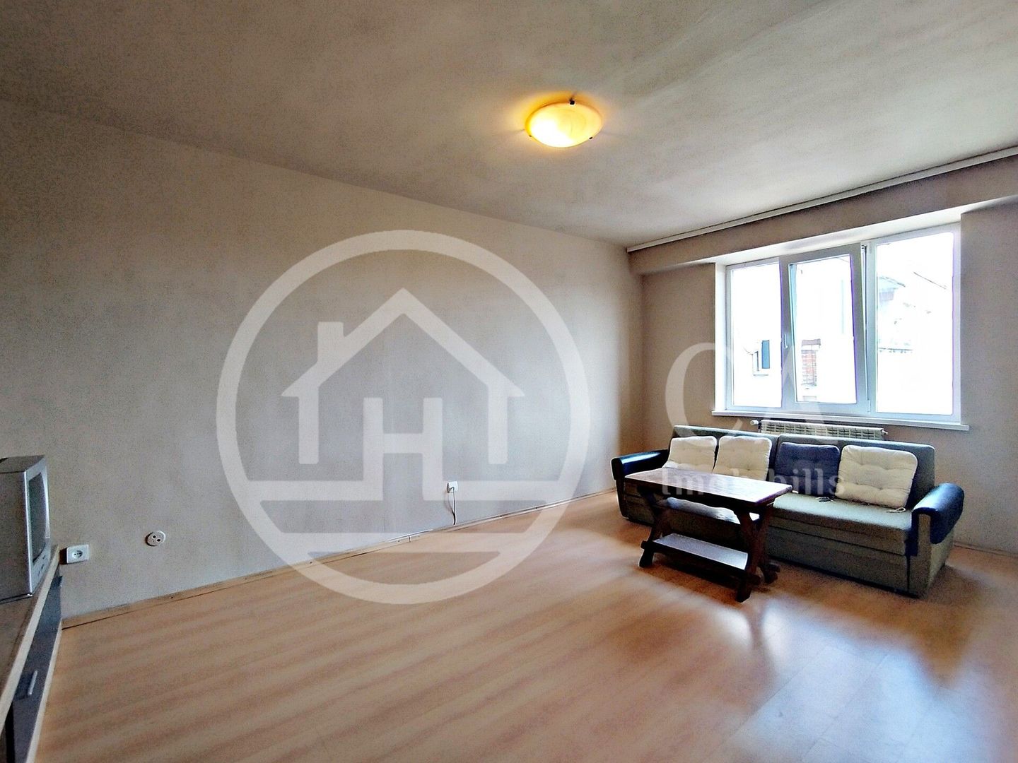 Apartament cu 3 camere de vanzare in zona Nufarul, Oradea - Poză 9