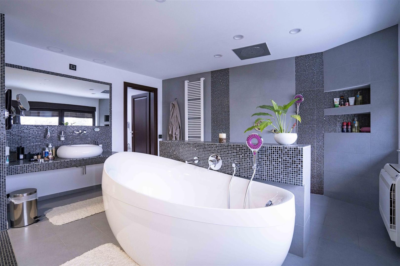 Vila 4 dormitoare garaj Ultracentral - Poză 13