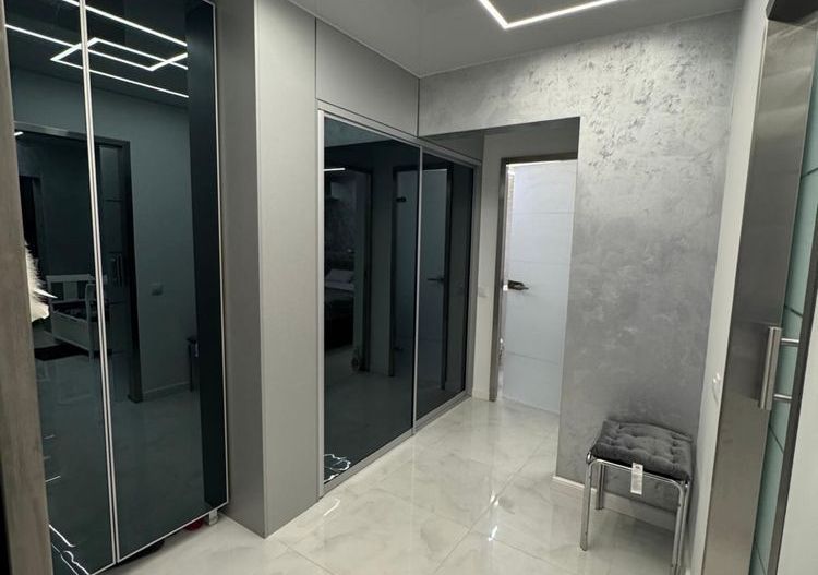 Apartament superb, 2 camere, decomandat, Micro21 - Poză 3