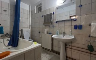 Casă de vânzare în Sat Catolic - Poză 9