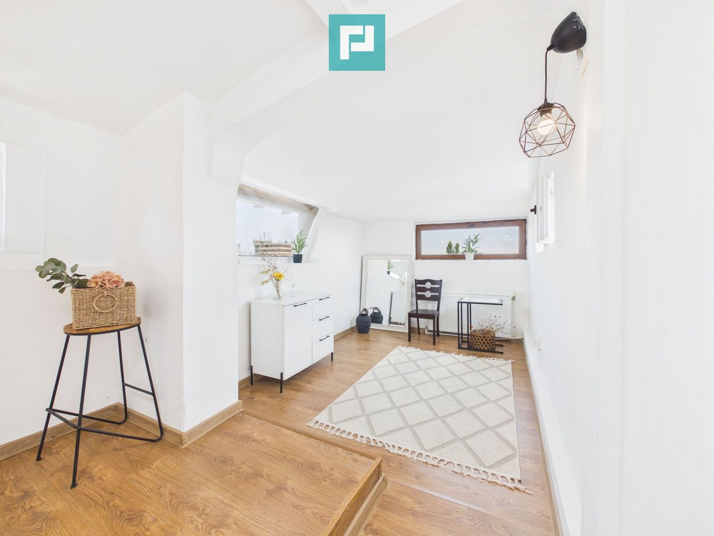 Apartament deosebit cu 4 camere | Zona Erou Iancu - Poză 6