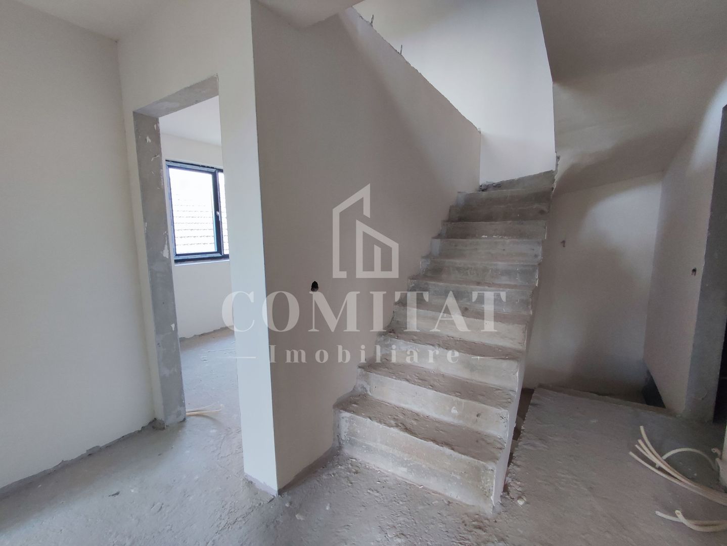 Duplex de vânzare | Teren de 700 mp | Cartierul Dâmbul Rotund - Poză 3