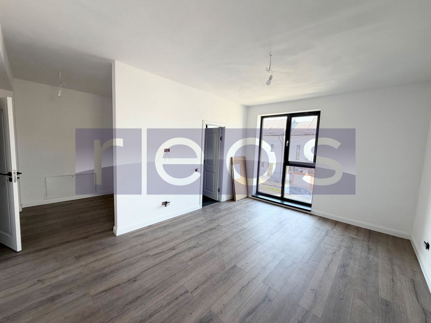 VILA INDIVIDUALA P+1+M | 284 MP UTILI | 5 DORMITOARE | ZONA BUCURESTII NOI - Poză 15