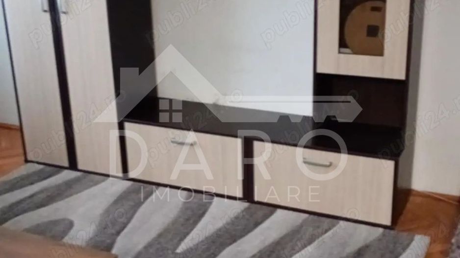 3 camere Bd. 1 Decembrie, etaj 2, aproape de centru – 400€ negociabil - Poză 1