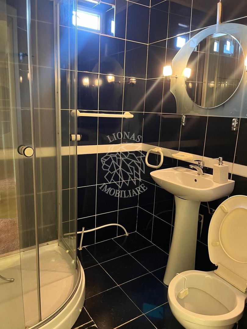 Apartament 4 camere 132 mp-balcon-ideal locuire-Calea Moldovei - Poză 10