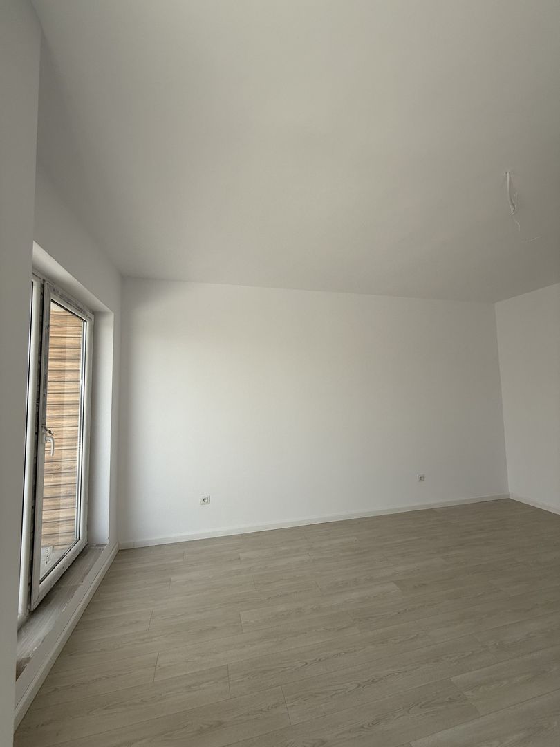 2 CAMERE DECOMANDAT CU LOC DE PARCARE INCLUS! - Poză 2