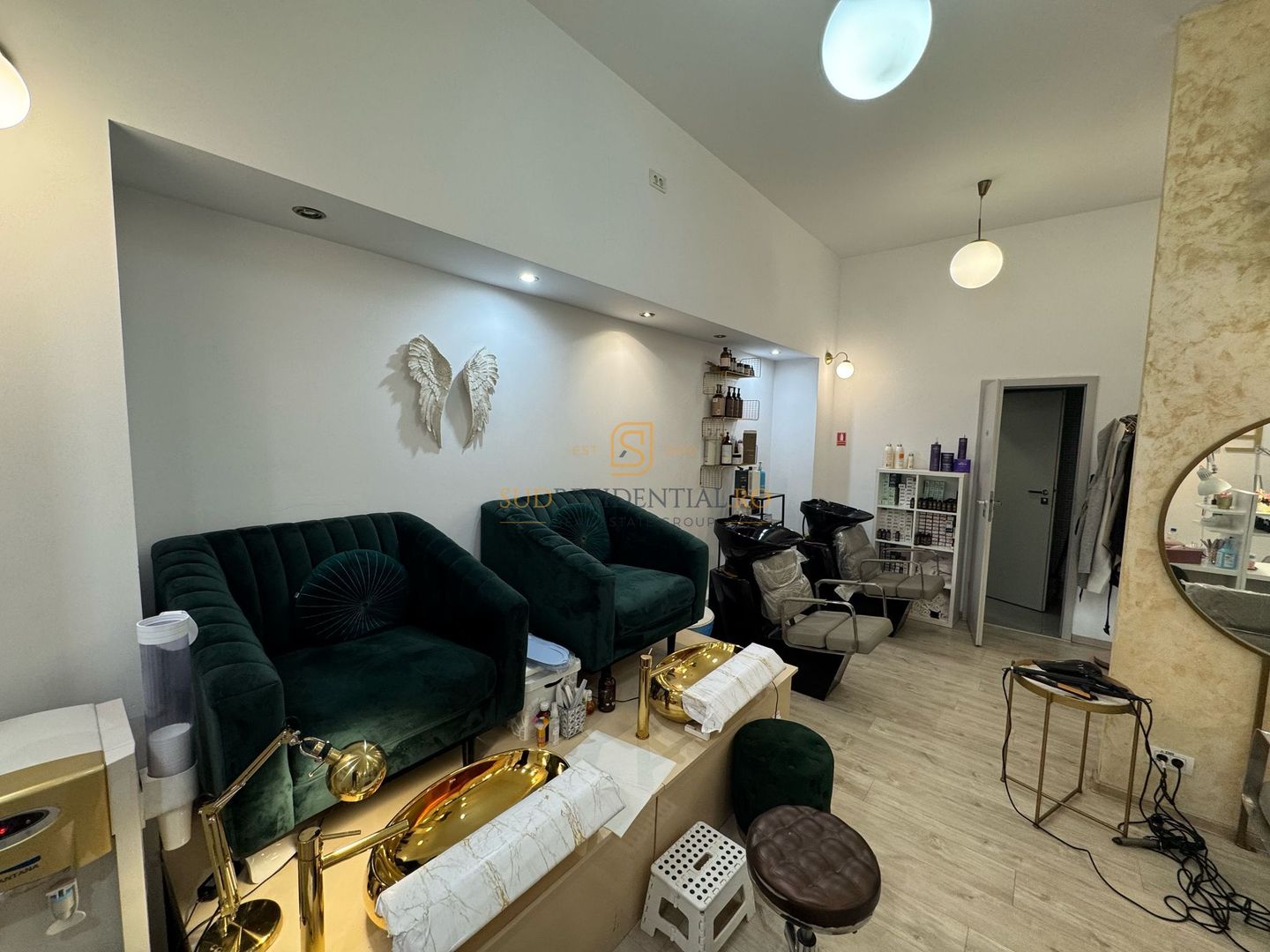 Spatiu comercial de inchiriat - Salon de infrumusetare in zona Viilor - Poză 5