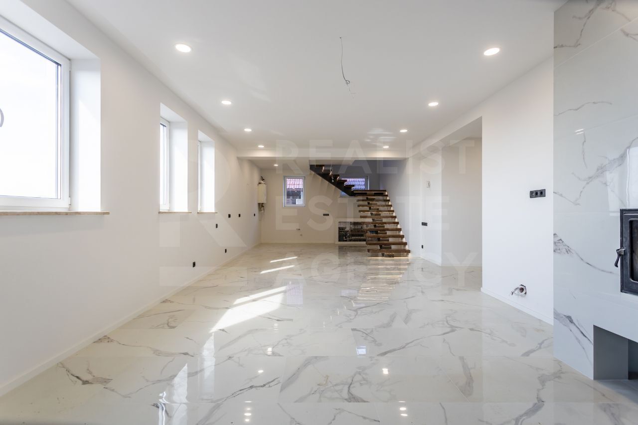 Casă cu 2 nivele amplasată pe strada Doina și Ion Aldea - Teodorovici - Poză 14